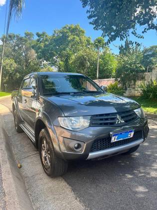 MITSUBISHI L200 TRITON 2.4 HLS 4X2 CD 16V FLEX 4P MANUAL